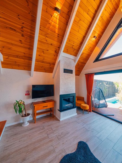 listing card gallery