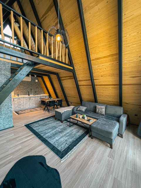 listing card gallery