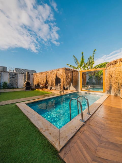 listing card gallery